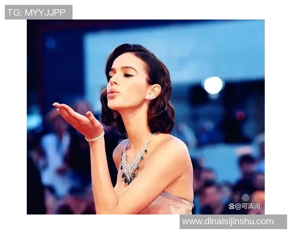 足球明星转型模特的魅力与挑战揭秘